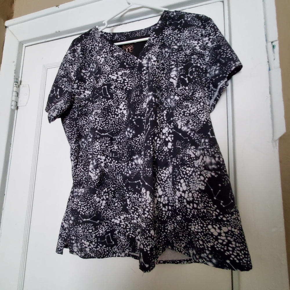 Barco One scrubs XL
